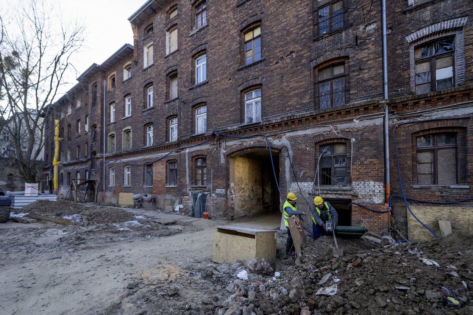 Remont famuł przy Ogrodowej 24
