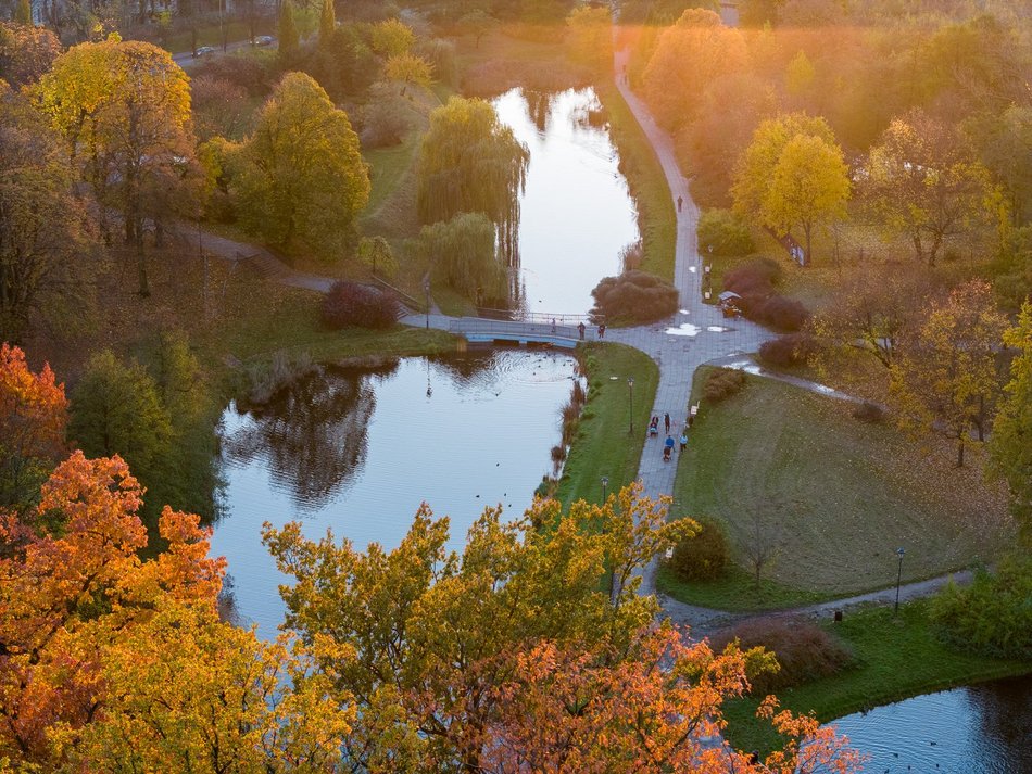 Park Helenów w jesiennej scenerii