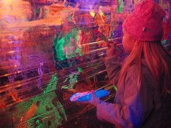 Łódź. Dziecięca radość na Light Move Festival 2025 Łódź! Strefa LMF Kids pełna atrakcji