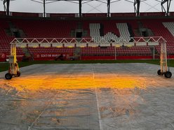 Łódź. Zima kontra murawa. Jak idą przygotowania do startu Ekstraklasy w Łodzi?