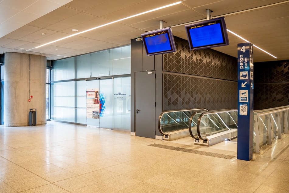 Nowi najemcy na dworcu Łódź Fabryczna. Centrum medyczne, sklep sportowy, kawiarnia, biura