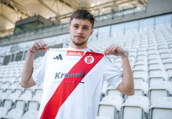 Łódź. Pierwszy transfer tej zimy! ŁKS Łódź sprowadza Maksymiliana Pingota