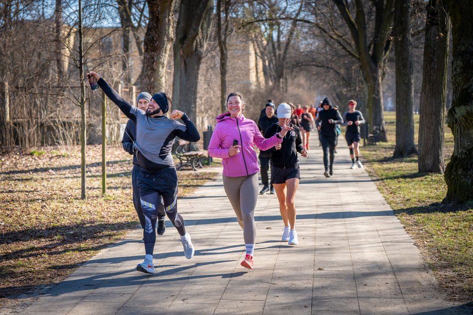 Łódź. Parkrun w Parku Poniatowskiego w Łodzi. Brałeś udział w biegu? Znajdź się na zdjęciach!