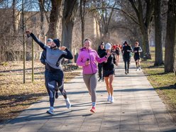 Łódź. Parkrun w Parku Poniatowskiego w Łodzi. Brałeś udział w biegu? Znajdź się na zdjęciach!