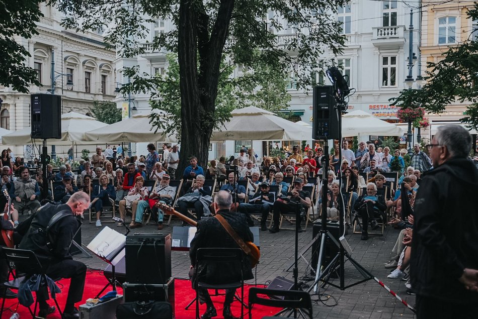 Piotrkowska kameralnie. Klimatyczny koncert Art Music Trio