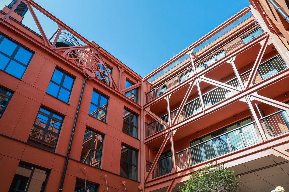 Łódź. Słoneczne Tarasy przy Kilińskiego w Łodzi gotowe. Sto mieszkań, usługi i bujna roślinność