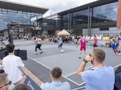 Łódź. Jubileuszowa edycja Basketmanii w Manufakturze