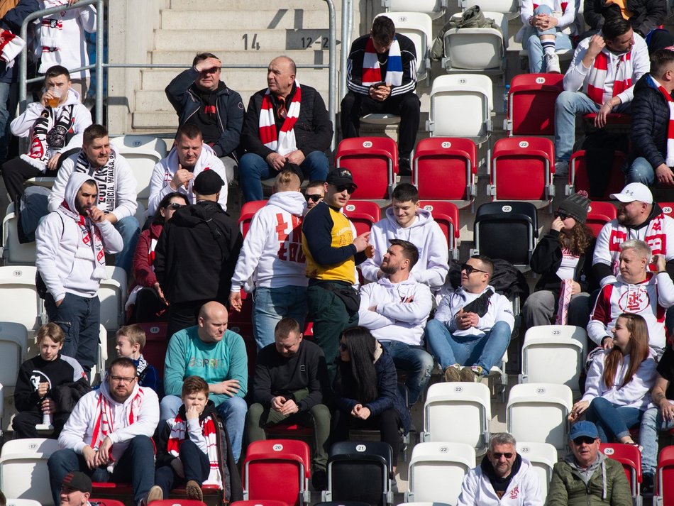 Kibice podczas meczu ŁKS Łódź - Puszcza Niepołomice