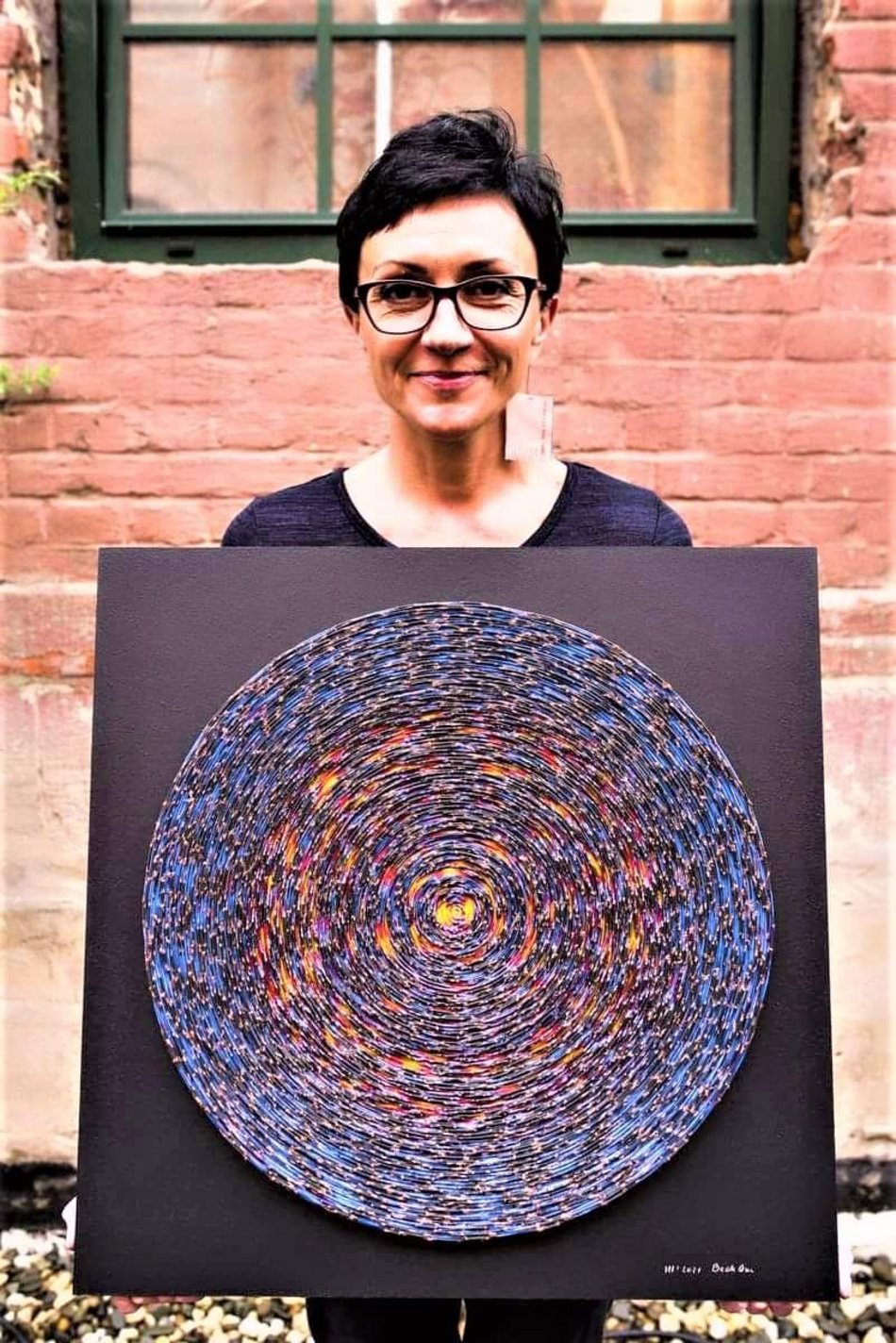 Łódź. Sztuka robiona z odpadów. Anna Becherka z Łodzi i jej innowacyjne podejście do recyklingu [ZDJĘCIA]