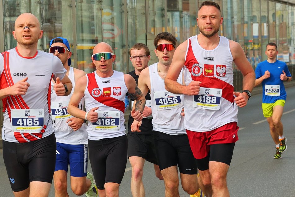 Łódź. DOZ Maraton Łódź 2026. Brałeś udział w biegu na 10 km? Znajdź się na zdjęciach!
