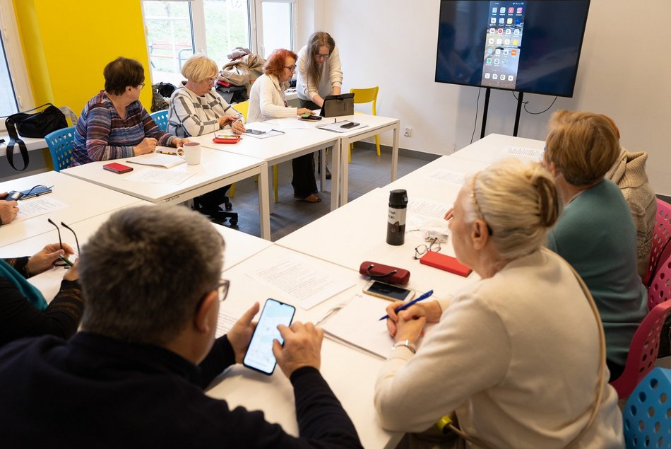 Łódź. Nie daj się oszukać! Ruszają bezpłatne warsztaty dla seniorów