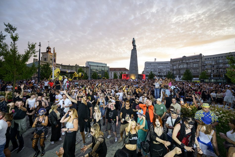 Łódź. Hołd dla DJ Hazela na Paradzie Wolności 2025 w Łodzi. Tak oddali go łodzianie!