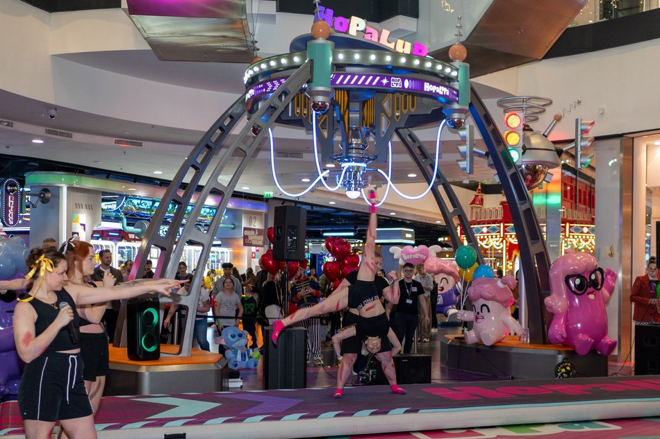 Łódź. Pierwsze urodziny Hopa Lupa w Łodzi! Zobacz, jak bawili się mali i duzi Łodzianie