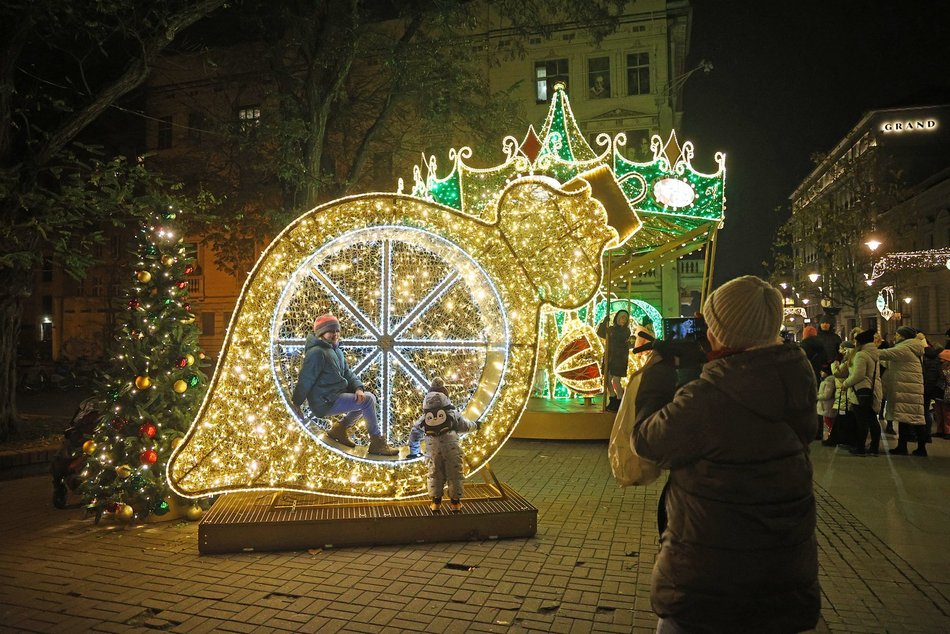 Świąteczna iluminacja Piotrkowskiej Łódź