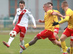 ŁKS Łódź remisuje w Pruszkowie. Gol Loffelsenda i kontuzja Piaseckiego