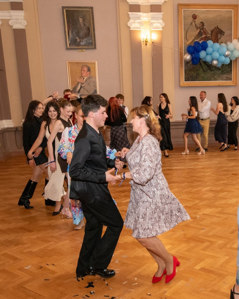 Łódź. A po maturze… bawiliśmy się doskonale! Bal pomaturalny w III LO w Łodzi