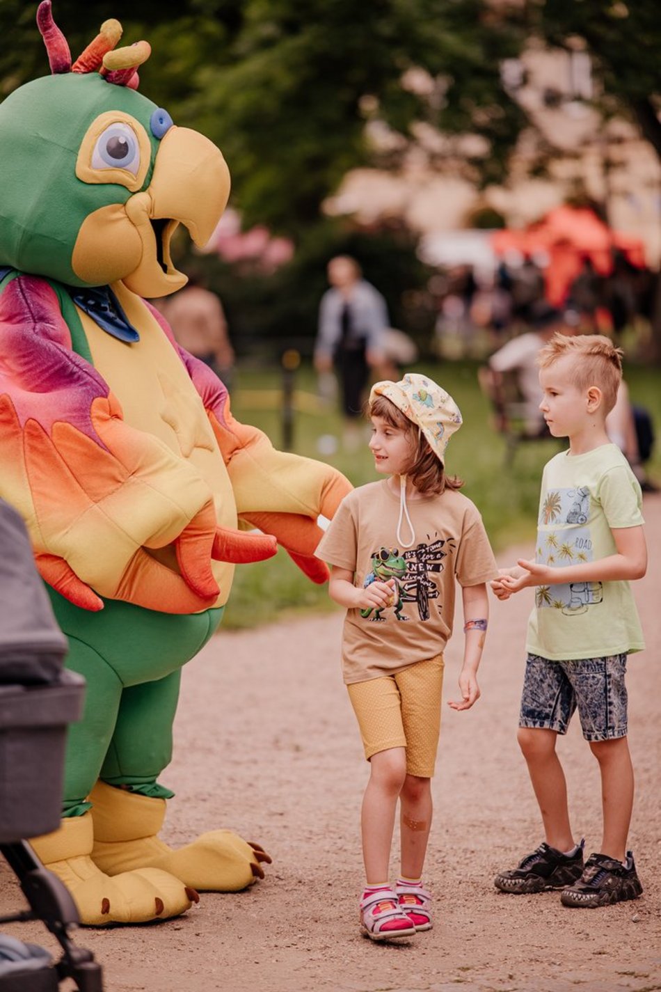 Łódź. Miejski Dzień Dziecka 2025 w Łodzi. Majka Jeżowska, dmuchańce i pokazy [ZDJĘCIA]