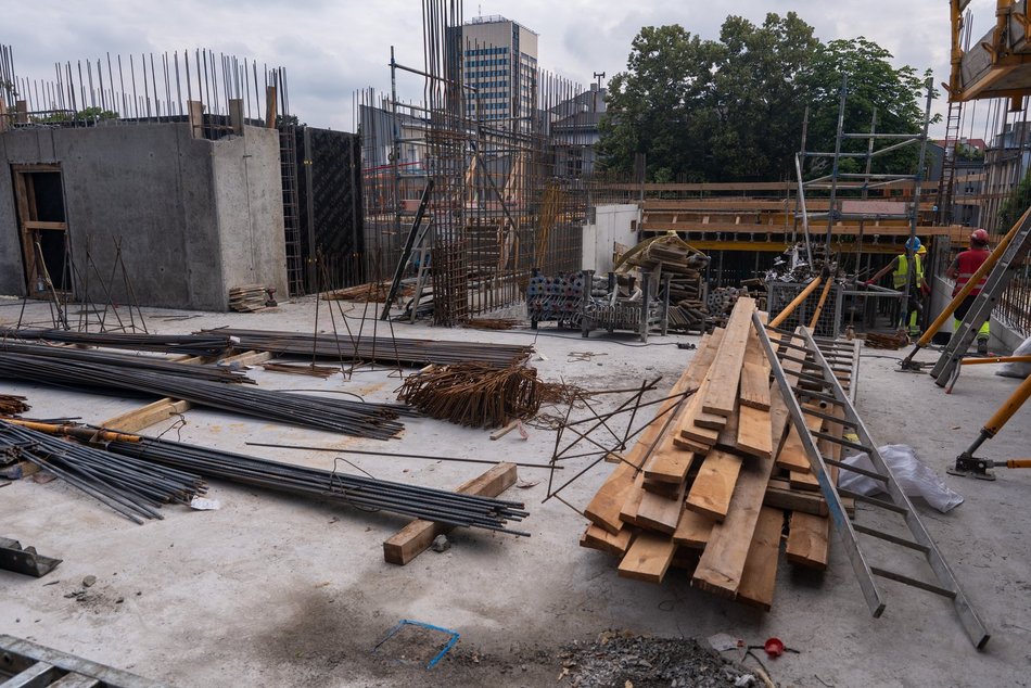 Łódź. Budowa parkingów wielopoziomowych w Łodzi. Wszystkie prace zgodnie z harmonogramem