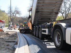 Łódź. Remont Śmigłego-Rydza i Niższej. Położą ostatnią warstwę asfaltu