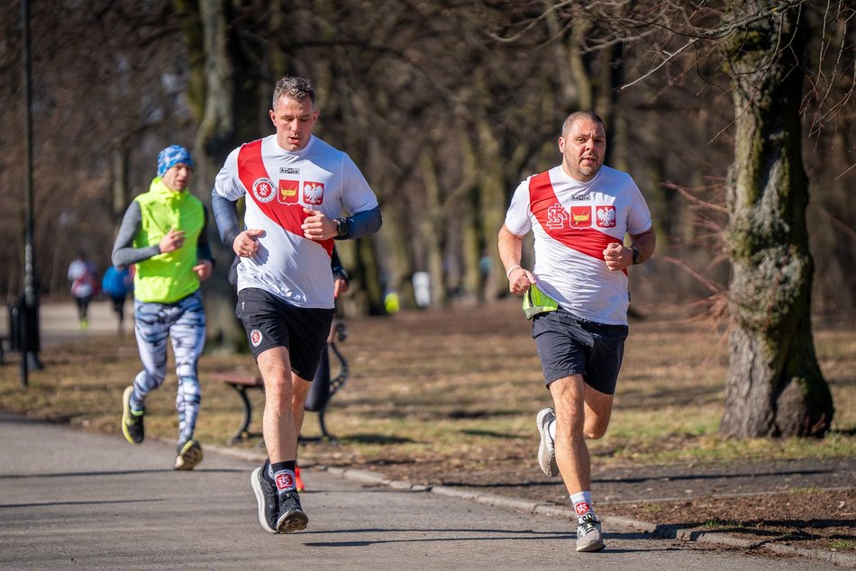 Łódź. Parkrun w Parku Poniatowskiego w Łodzi. Brałeś udział w biegu? Znajdź się na zdjęciach!