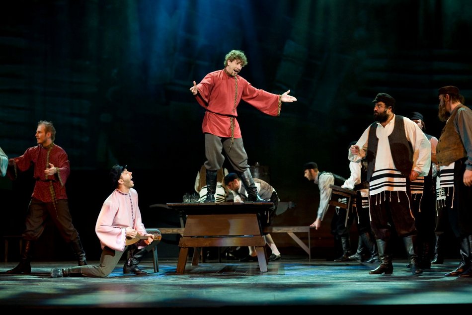 Łódź. „Skrzypek na dachu”. Broadwayowski hit powraca do Teatru Muzycznego w Łodzi 