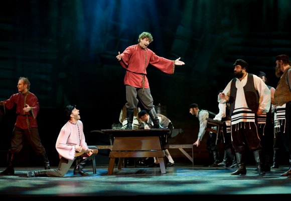 Łódź. „Skrzypek na dachu”. Broadwayowski hit powraca do Teatru Muzycznego w Łodzi 