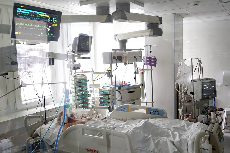 Łódź. Cud w Szpitalu Kopernika w Łodzi! Uratowano pacjenta, którego serce nie biło przez 11 godzin