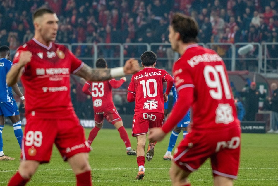 Łódź. Wymarzony debiut Vukovicia! Widzew Łódź triumfuje nad Lechem Poznań