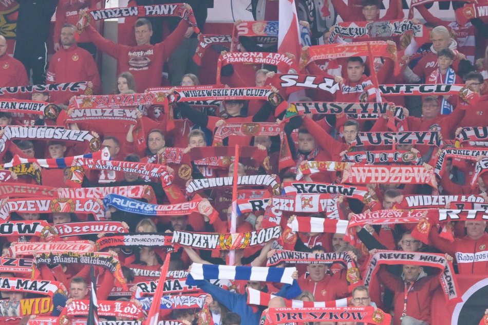 Łódź. Kibice na meczu Widzew Łódź - Bruk-Bet Termalica Nieciecza. Byłeś/aś? Znajdź się w galerii!