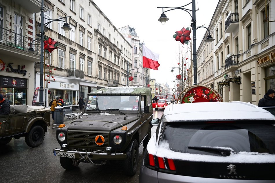 Łódź. WOŚP 2026 w Łodzi. Motoszarża po raz pierwszy opanowała Piotrkowską! [ZDJĘCIA]