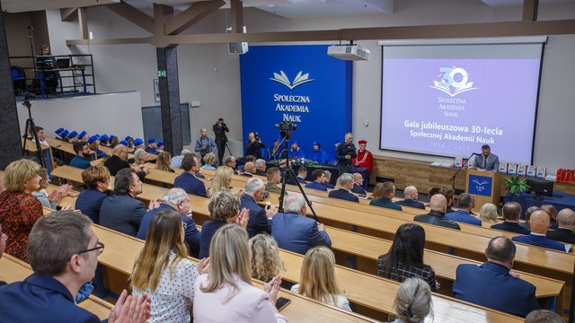 Jubileusz Społecznej Akademii Nauk w Łodzi. Uczelnia świętuje 30-lecie