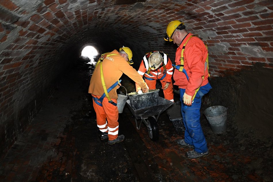 Łódź. Remont kanału przy ul. Obywatelskiej