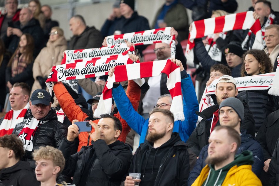 Kibice na meczu ŁKS Łódź z Miedzią Legnica. Odszukaj się w naszej galerii