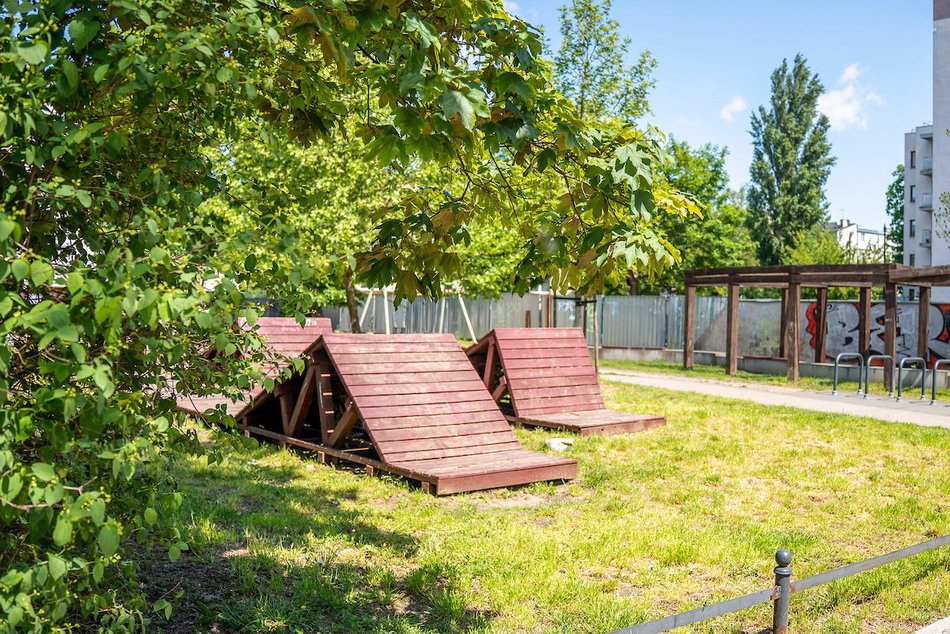 Łódź. Parki kieszonkowe w Łodzi. Moc zieleni w mini wersji