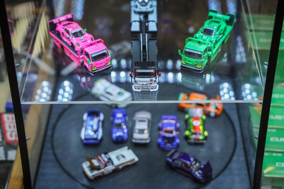 Łódź. Hot Wheels opanowały halę Expo Łódź! Setki miniatur aut, wyścigi na żywo i nie tylko!