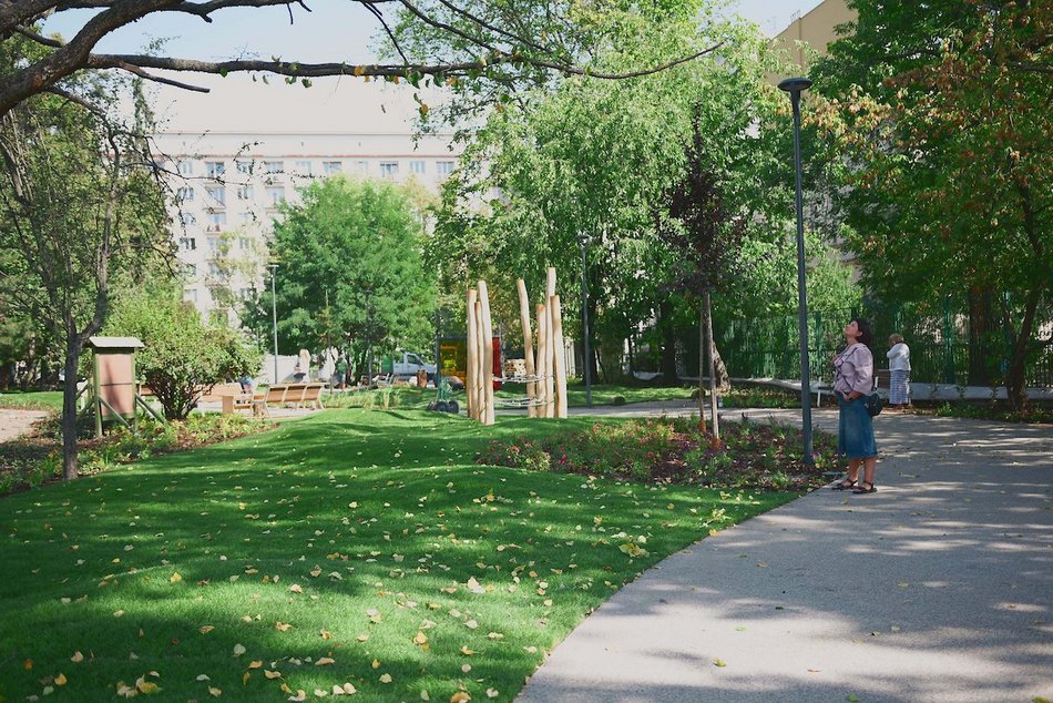 Łódź. Takiego skweru w Łodzi jeszcze nie było! Siłownia, park sensoryczny i plac zabaw już gotowe
