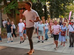 Łódź. Niedzielna potańcówka przy Piotrkowskiej. Taneczny wieczór łodzian