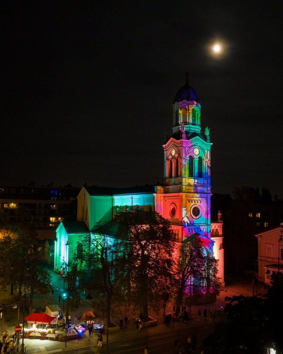 festiwal światła w Łodzi z lotu ptaka