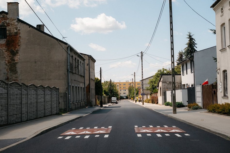 Łódź. Remont Dachowej w Łodzi zakończony. Nowa jezdnia i wyremontowane chodniki