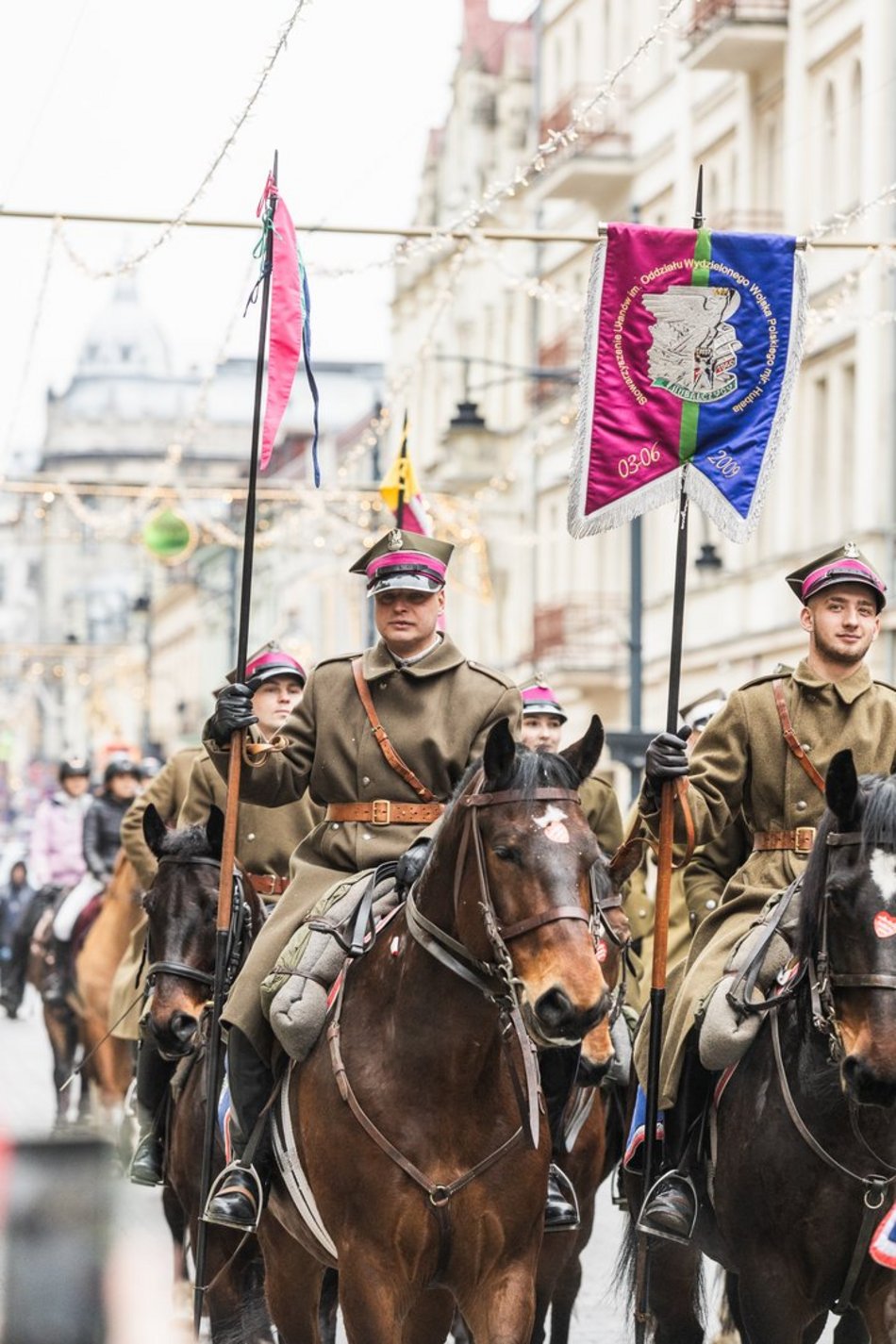Łódź. WOŚP 2025 w Łodzi. Wielka Szarża przeszła Piotrkowską. Co za widok!