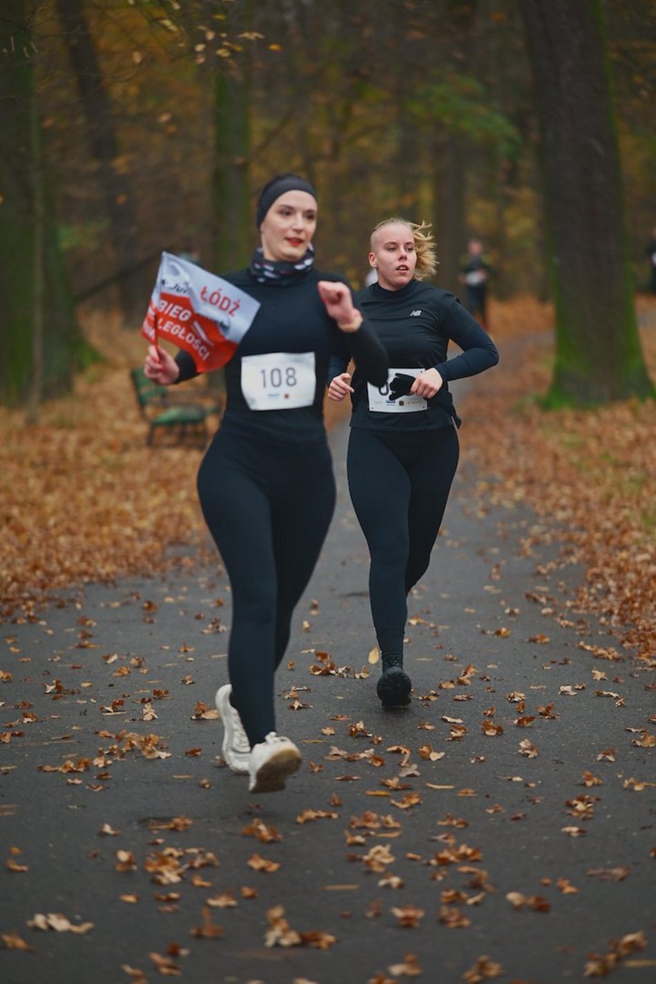 Łódź. Bieg Niepodległości w parku Julianowskim