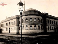 Łódź. 100 lat łaźni u zbiegu Wodnej i Nawrot