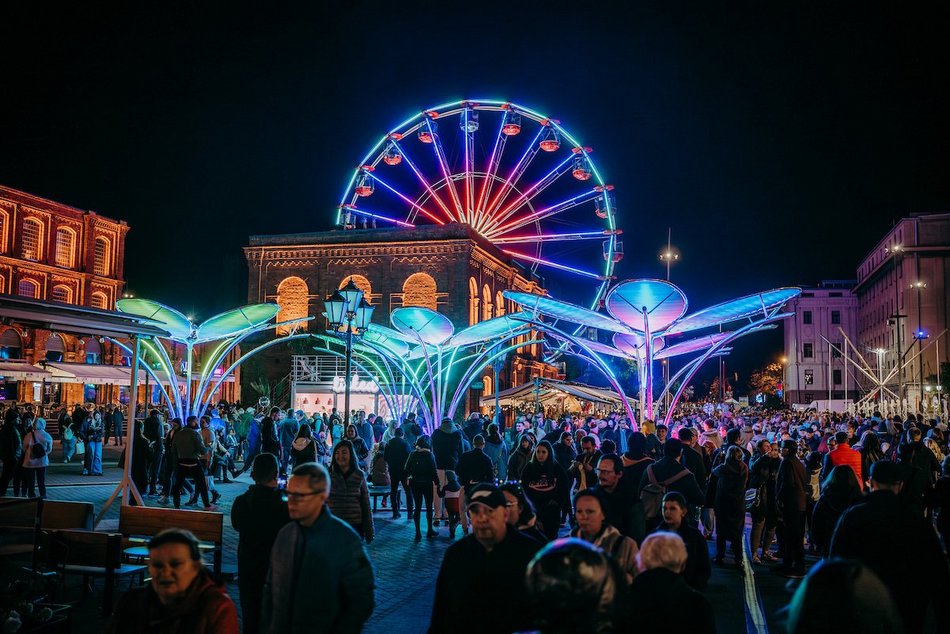 Łódź. TOP 25 zdjęć z trzeciego dnia Light Move Festival 2025