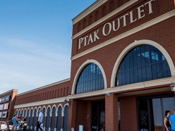 Łódź. Ptak Outlet