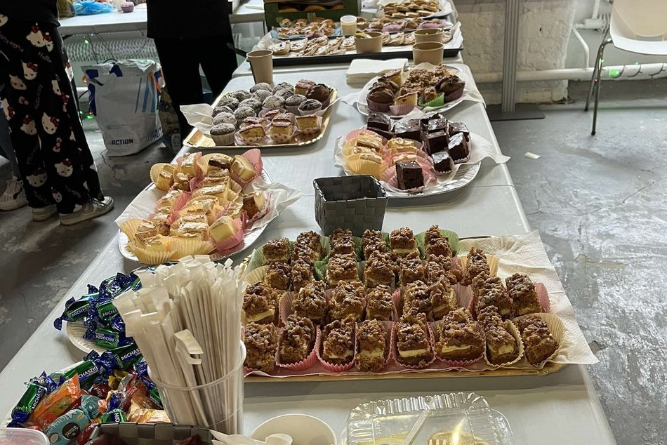 Łódź. OFF Piotrkowska w Łodzi gra z WOŚP! Największa puszka, „Grzanie za Granie!”, licytacje i więcej