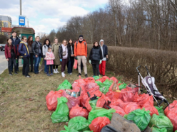 Łódź. Galante Sprzątanie w Łodzi. Łodzianie, uczniowie i urzędnicy połączyli siły i zebrali aż 23 tony odpadów!