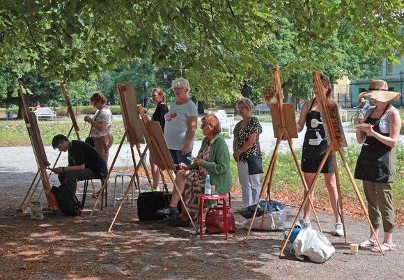 Łódź. Ostatni Letni Piknik Artystyczny. Masa atrakcji przygotowana przez Miejską Galerię Sztuki w Łodzi