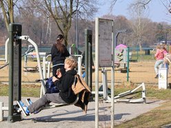 Łódź. Nowa siłownia plenerowa na Złotnie w Łodzi. Powstanie obok placu zabaw