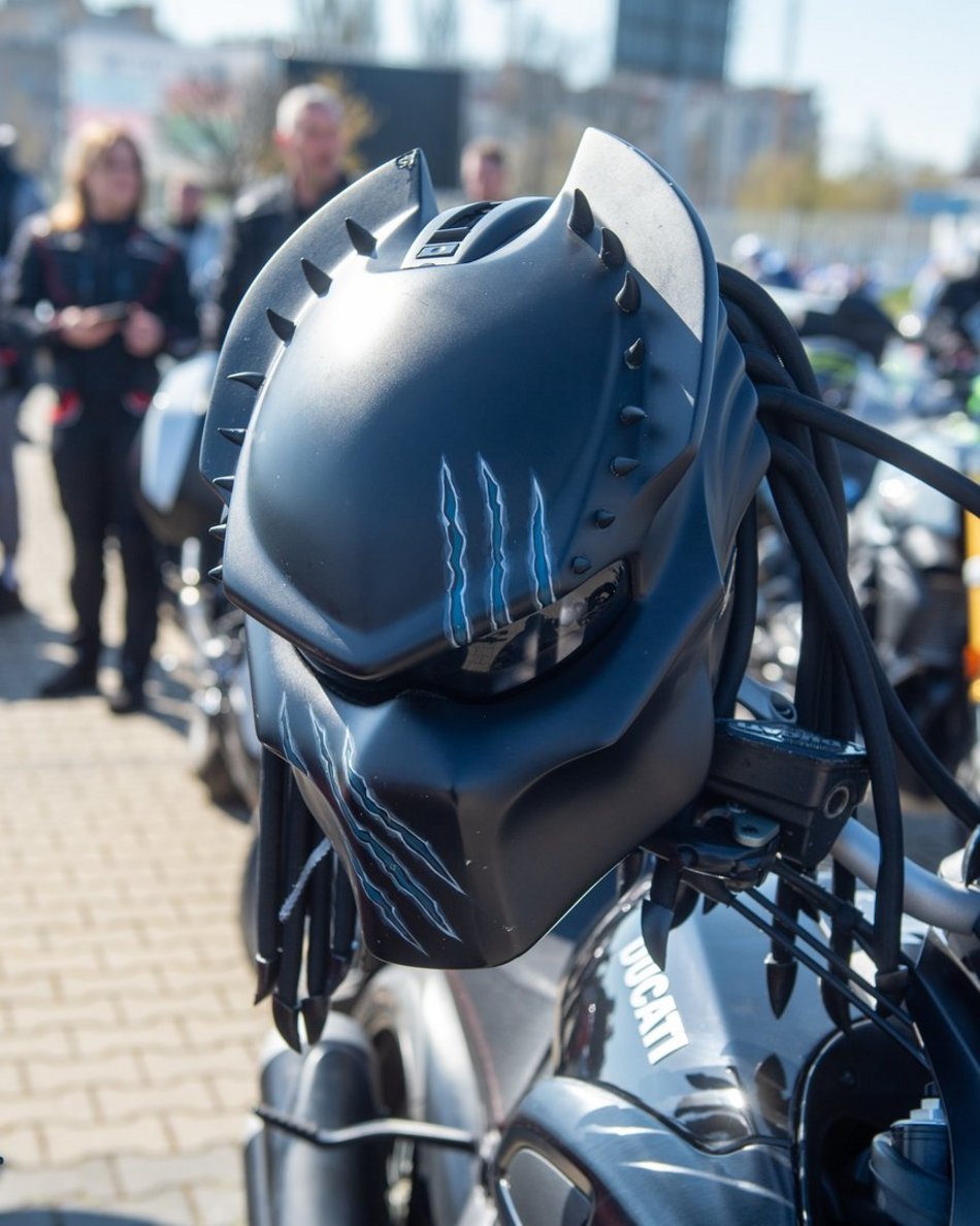 Parada motocyklistów przejechała ulicami Łodzi. Sezon rozpoczęty! Byłeś?