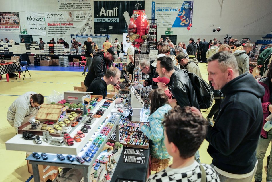 Łódź. Targi Modeli Samochodowych w Łodzi przyciągnęły tłumy! Gratka dla fanów Hot Wheels